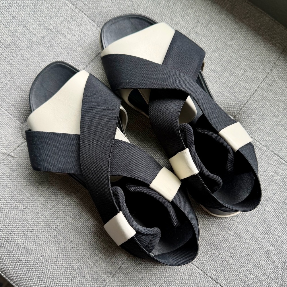 Camper Atonic black and off-white Cross-Strap Women’s Sandal - Picture 6 of 10